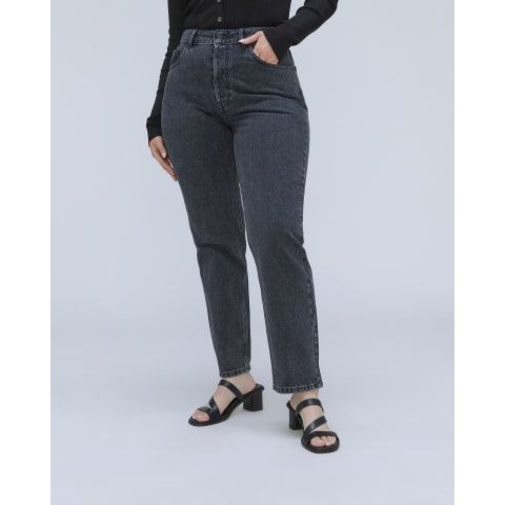 Everlane The Curvy ’90s Cheeky Jean Organic Cotton Washed Black Size 30